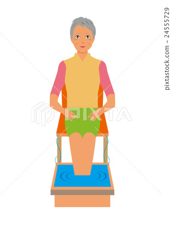 一個女人沉浸在足浴中 一個女人沉浸在足浴中 24555729