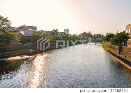 古城金澤黃昏的淺野河風景 24562964