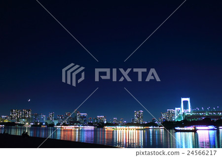 Urban sea and night sky 24566217