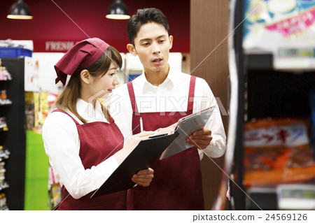 Super supermarket meeting meeting staff staff male female person retail trade 24569126