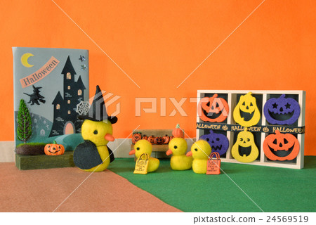 Piyo's Halloween 24569519
