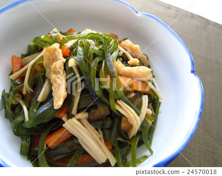 Enoki和海帶的美味菜餚 24570018