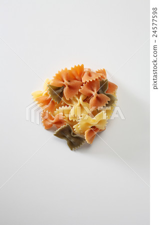 farfalle farfalle 24577598