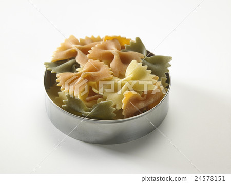 pasta pasta 24578151