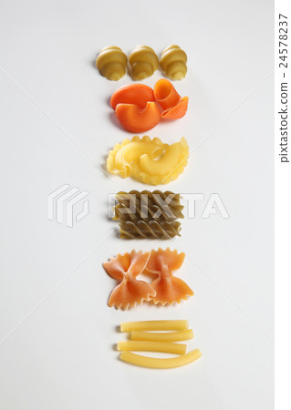 pasta 24578237