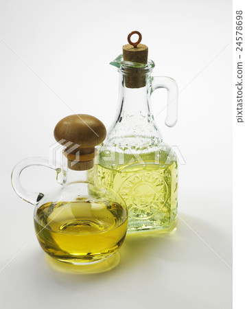 cooking oil 24578698