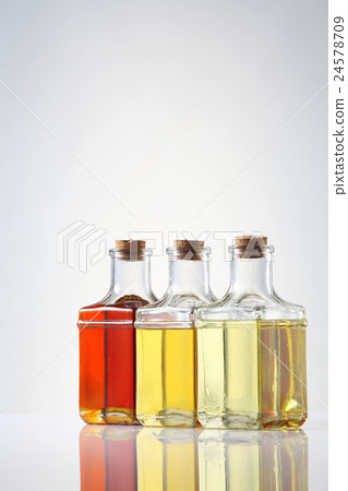 oil 24578709