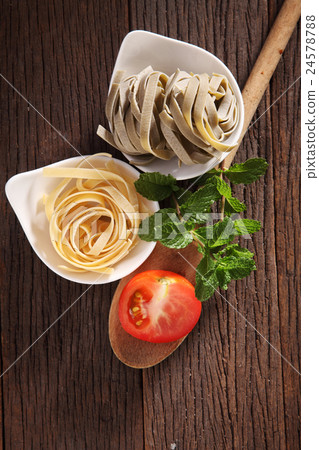 pasta 24578788