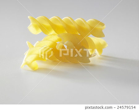 fusilli 24579154