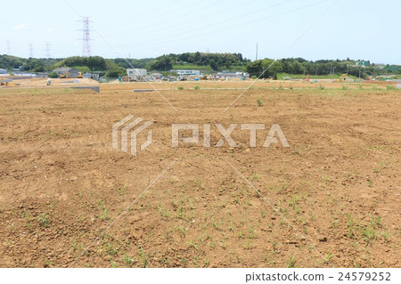 土地重建 24579252