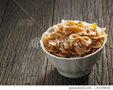 pasta pasta 24579636