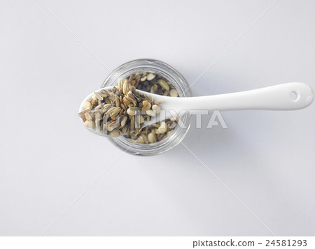 five spices five spices 24581293