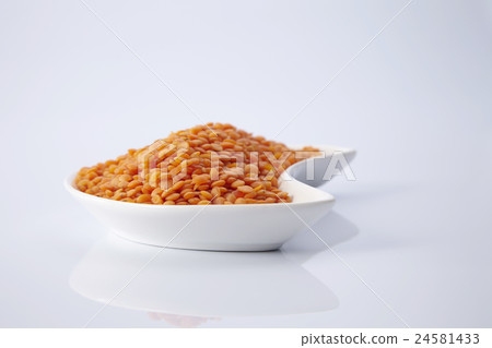 red rentils 24581433