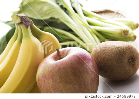 Aligned vegetables and fruits Aligned vegetables and fruits 24589972