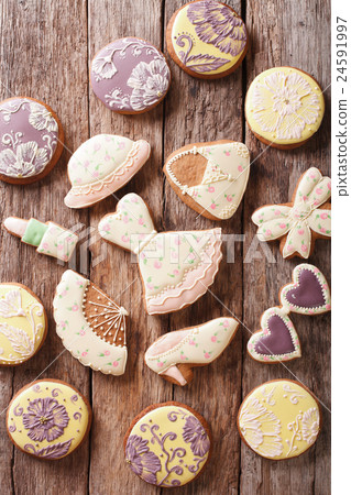 Beautiful gingerbread for the girl close-up Beautiful gingerbread for the girl close-up 24591997