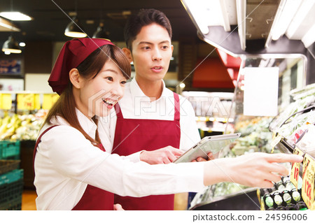 Super supermarket clerk staff female part-time job young lady 24596006