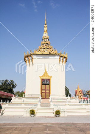 The royal palace in Phnom Penh, Cambodia. The royal palace in Phnom Penh, Cambodia. 24608972