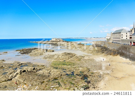 French citadel of Saint-Malo's beach and blue sky French citadel of Saint-Malo's beach and blue sky 24611811