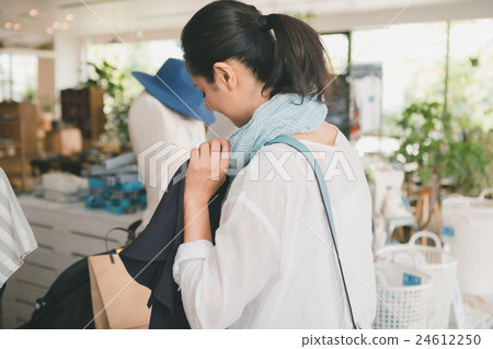 shopping complex shooting cooperation: TENOHA DAIKANYAMA 24612250