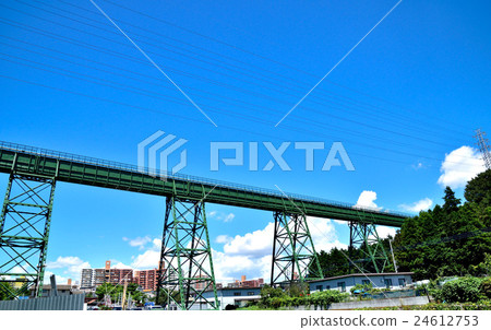 About 300 meters nationally unusual water bridge water bridge 24612753