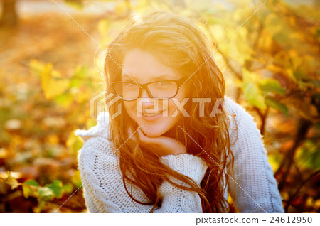 beautiful woman in sunglasses walking in the beautiful woman in sunglasses walking in the 24612950
