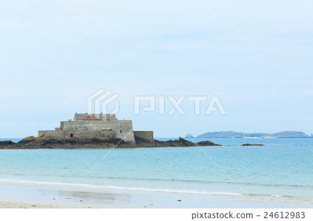 Old Fortress of French Citadel of Saint Malo Old Fortress of French Citadel of Saint Malo 24612983