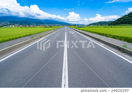 [長野縣]穿過鄉村的直路 24620297