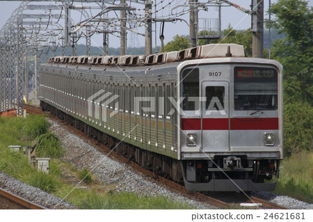 直達地鐵福壽新線的Toujou線9000系列（F班輪） 24621681