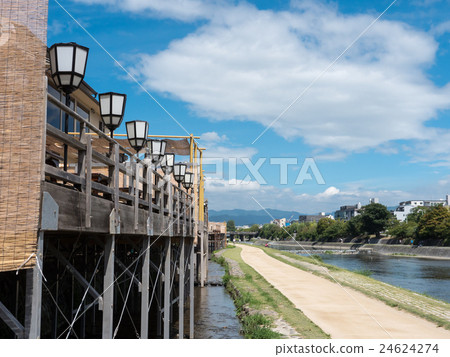 京都鴨川冰箱地板 24624274