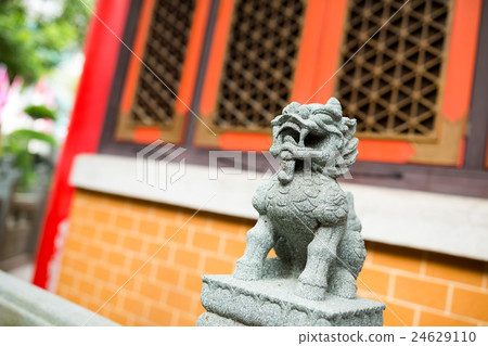 Lion statue in the chinese temple Lion statue in the chinese temple 24629110