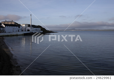 Islay Island Bowmore Distillery Islay Island Bowmore Distillery 24629961