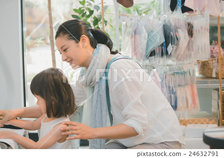 shopping complex shooting cooperation: TENOHA DAIKANYAMA 24632791