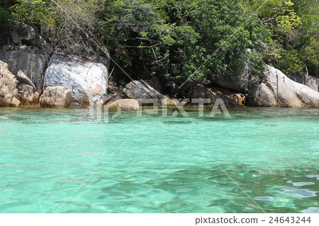 scenic views of the coastline of archipelago scenic views of the coastline of archipelago 24643244