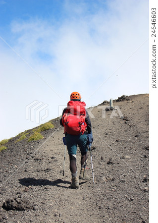岩手的登山者 24646603