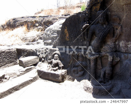 Elora Kailashanatha Temple Elora Kailashanatha Temple 24647997