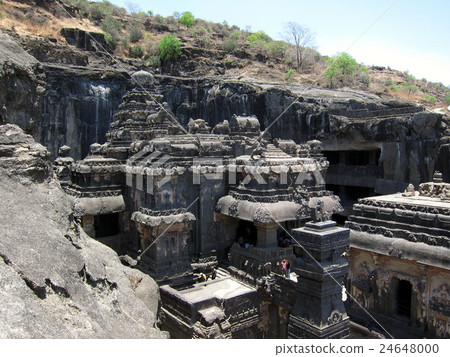 Elora Kailashanatha Temple Elora Kailashanatha Temple 24648000