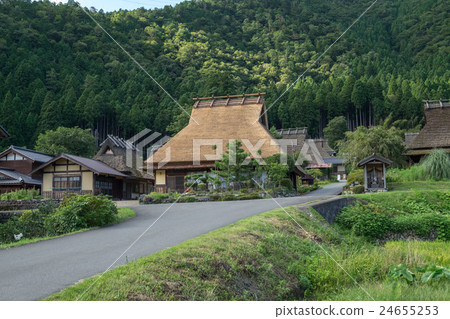 山的京都“Miyama /屋頂的村莊” 山的京都“Miyama /屋頂的村莊” 24655253