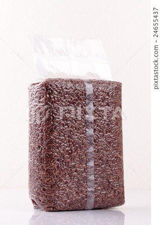 riceberry rice in a plastic vacuum bag riceberry rice in a plastic vacuum bag 24655437