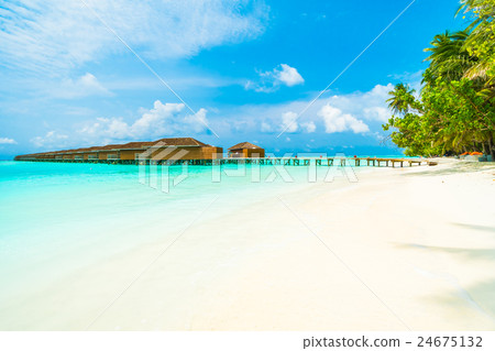 Maldives island Maldives island 24675132