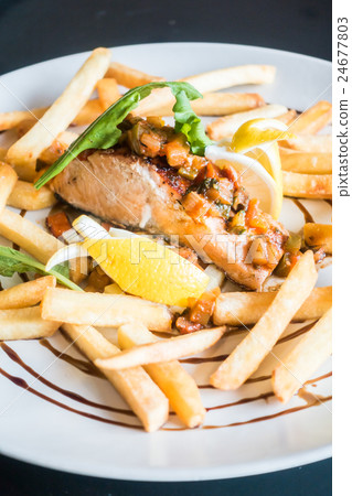 Grilled salmon steak Grilled salmon steak 24677803