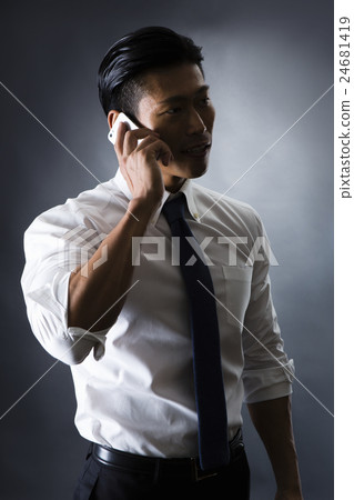 Male caller 24681419