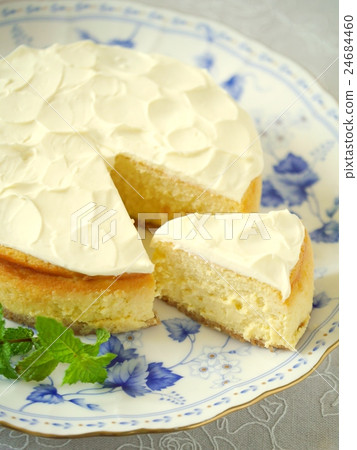 紐約芝士蛋糕大廳＆切（垂直位置高角度） 24684460