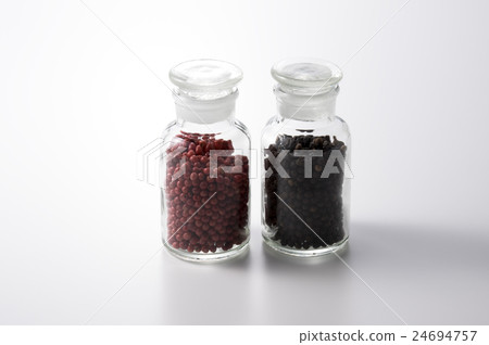 Two kinds of pepper Two kinds of pepper 24694757
