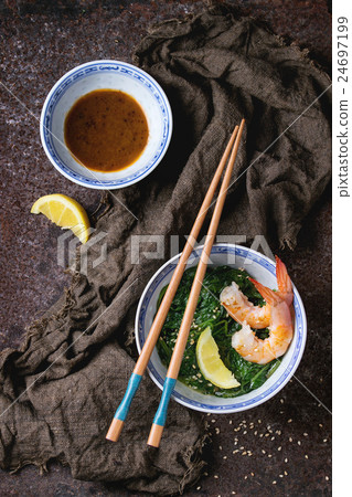 Spinach and shrimps Spinach and shrimps 24697199
