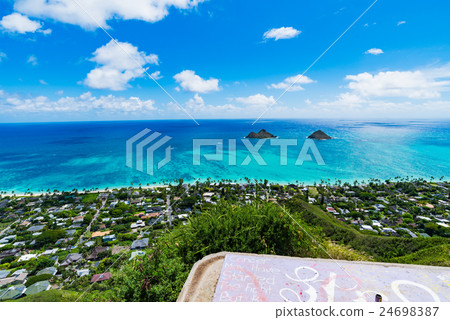 夏威夷歐胡島凱盧阿·拉尼凱海灘“天堂之海” 夏威夷歐胡島凱盧阿·拉尼凱海灘“天堂之海” 24698387