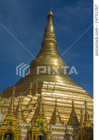 Shwe Dagon Pagoda in Yangoon Burma Shwe Dagon Pagoda in Yangoon Burma 24701767