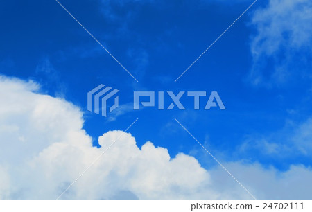 藍天和白色雲彩 藍天和白色雲彩 24702111