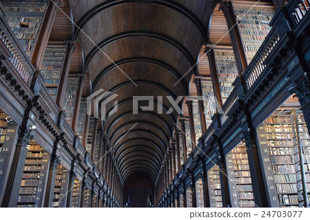 舊圖書館 24703077