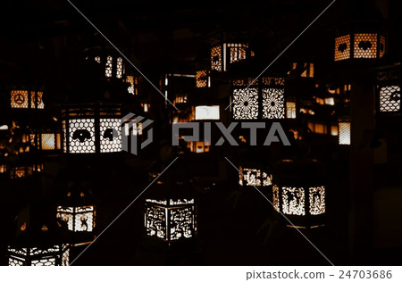 Lantern of Kasuga Taisha Shrine (Fujinami Noya) Lantern of Kasuga Taisha Shrine (Fujinami Noya) 24703686