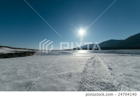 Fatbike (fat bike or fat-tire bike) Fatbike (fat bike or fat-tire bike) 24704140